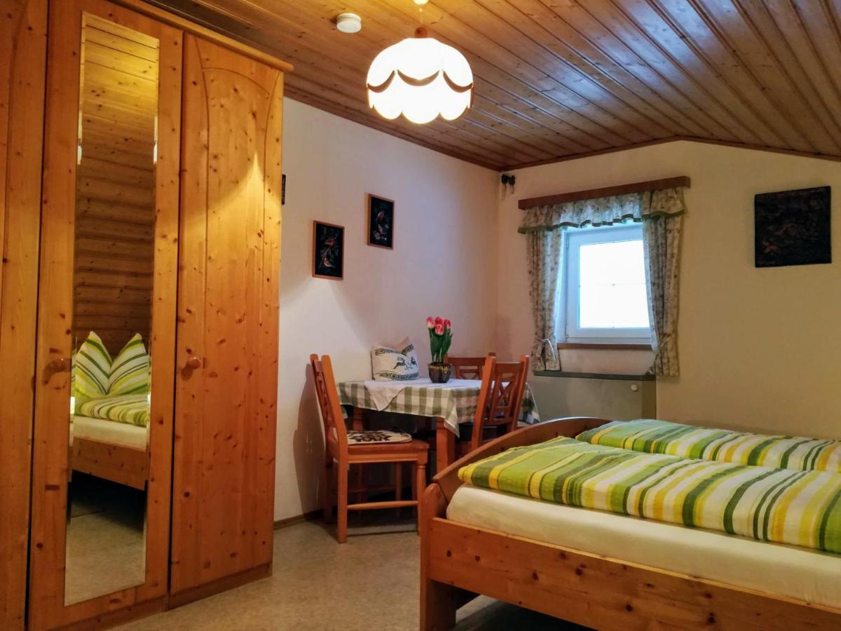 Familienbauernhof Imitz, Ferienwohnung ชปิทัล อัม เพิร์ม ภายนอก รูปภาพ